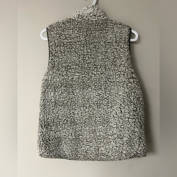 Miami Reversible Fleece Vest - Picture 3 of 6